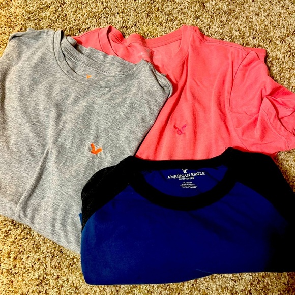THREE American Eagle Outfitters T-Shirts - Medium - Picture 1 of 8